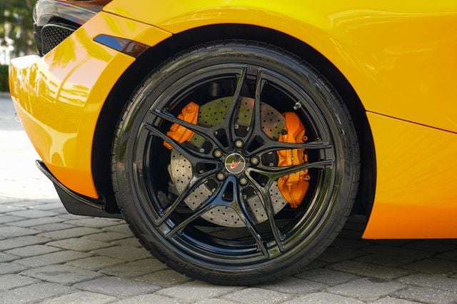 2020 McLaren 720S Luxury Spider - 22952697 - 31