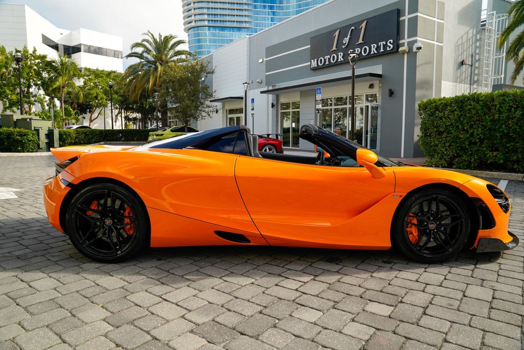 2020 McLaren 720S Luxury Spider - 22952697 - 32