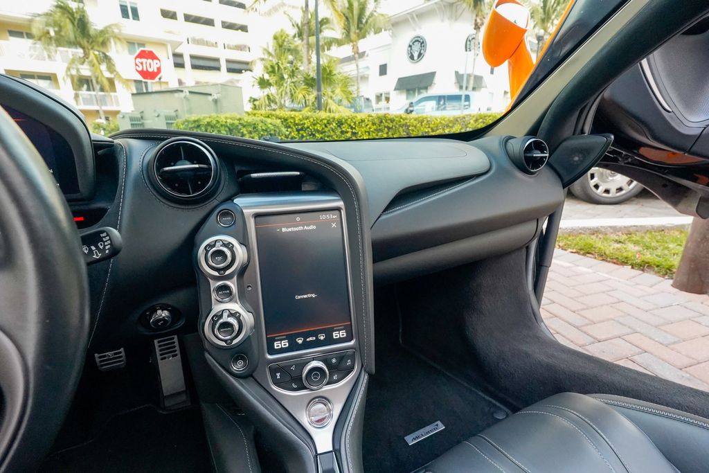 2020 McLaren 720S Luxury Spider - 22952697 - 63