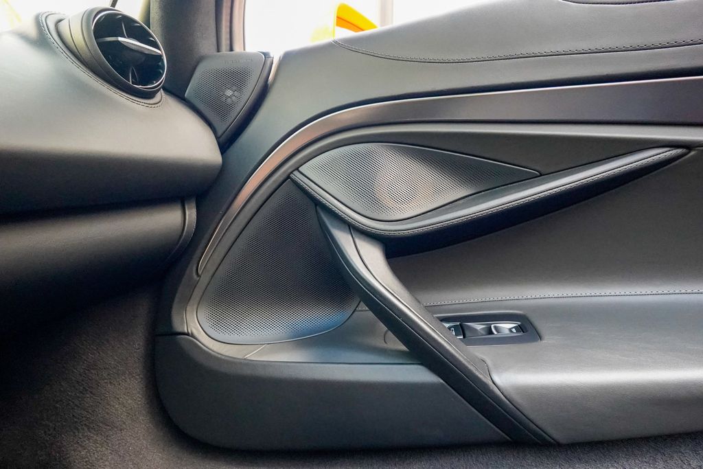 2020 McLaren 720S Luxury Spider - 22952697 - 72