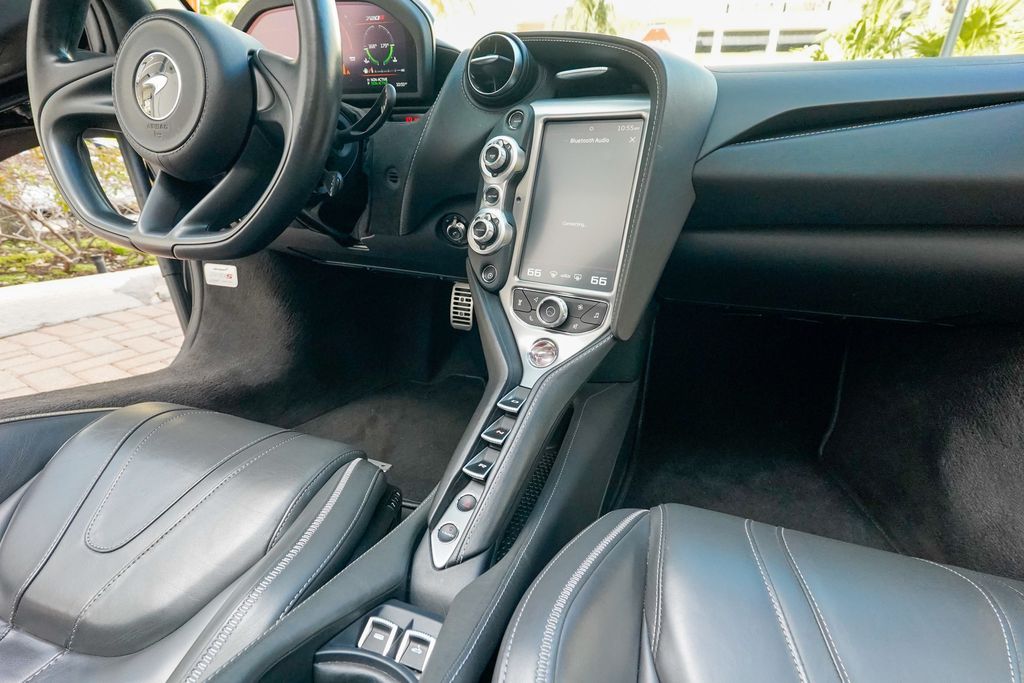 2020 McLaren 720S Luxury Spider - 22952697 - 79