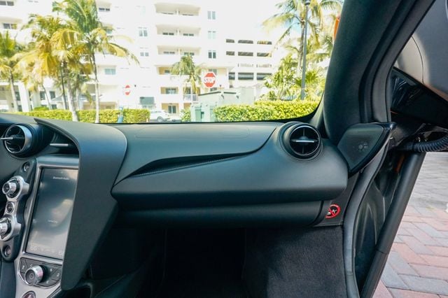 2020 McLaren 720S Luxury Spider - 22952697 - 80