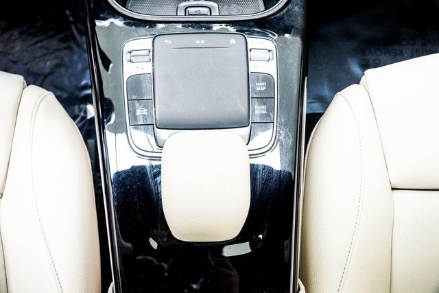 2020 Mercedes-Benz A-Class A 220 4MATIC Sedan - 22963856 - 16