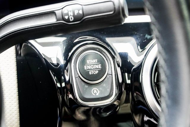 2020 Mercedes-Benz A-Class A 220 4MATIC Sedan - 22963856 - 18