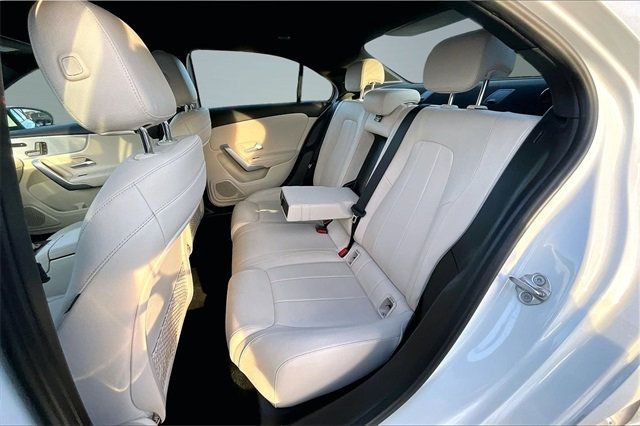 2020 Mercedes-Benz A-Class A 220 4MATIC Sedan - 22982520 - 17