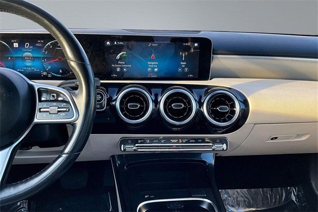 2020 Mercedes-Benz A-Class A 220 4MATIC Sedan - 22982520 - 24