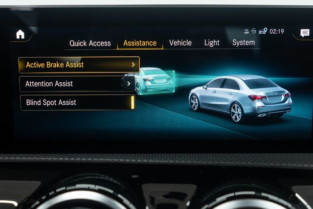 2020 Mercedes-Benz A-Class A 220 4MATIC Sedan - 23072643 - 28