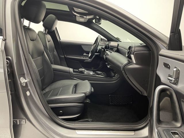 2020 Mercedes-Benz A-Class A 220 4MATIC Sedan - 22974352 - 17