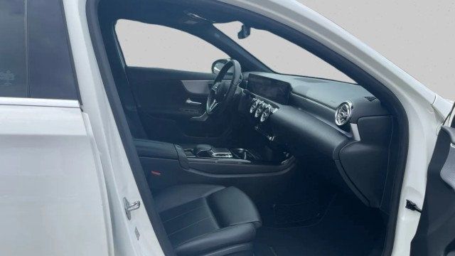 2020 Mercedes-Benz A-Class A 220 Sedan - 23021429 - 18