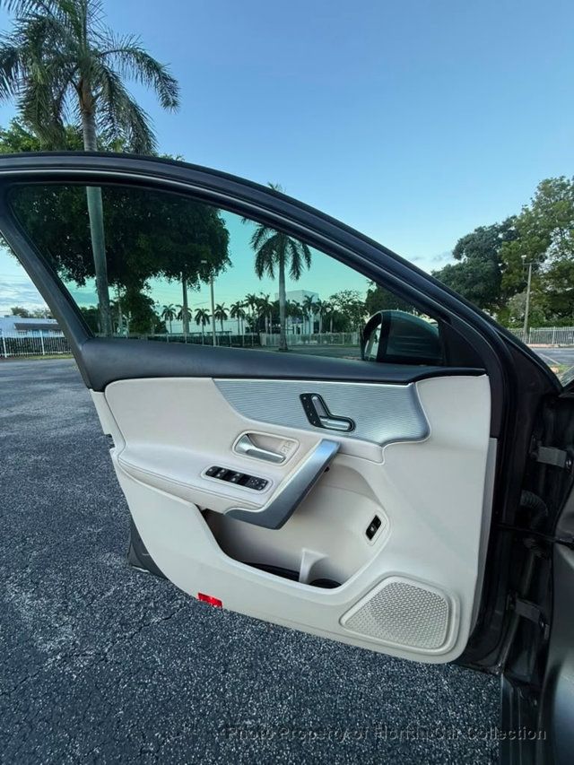 2020 Mercedes-Benz A-Class A 220 Sedan - 23070216 - 24