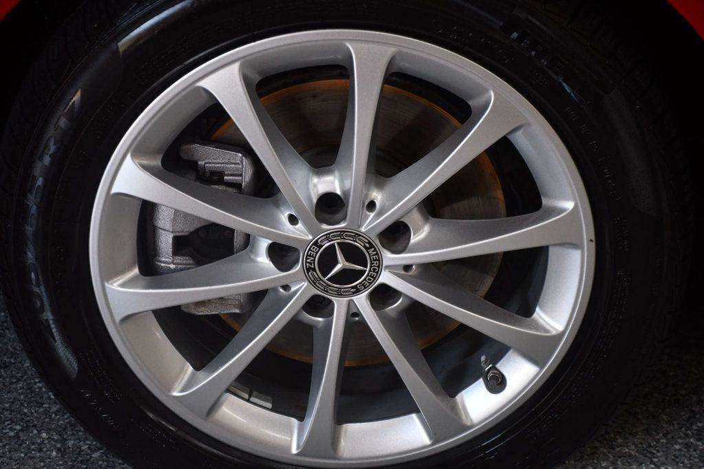 Mercedes-Benz A 220 photo 18