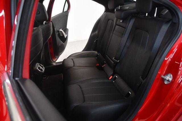 2020 Mercedes-Benz A-Class A 220 Sedan - 23075002 - 33