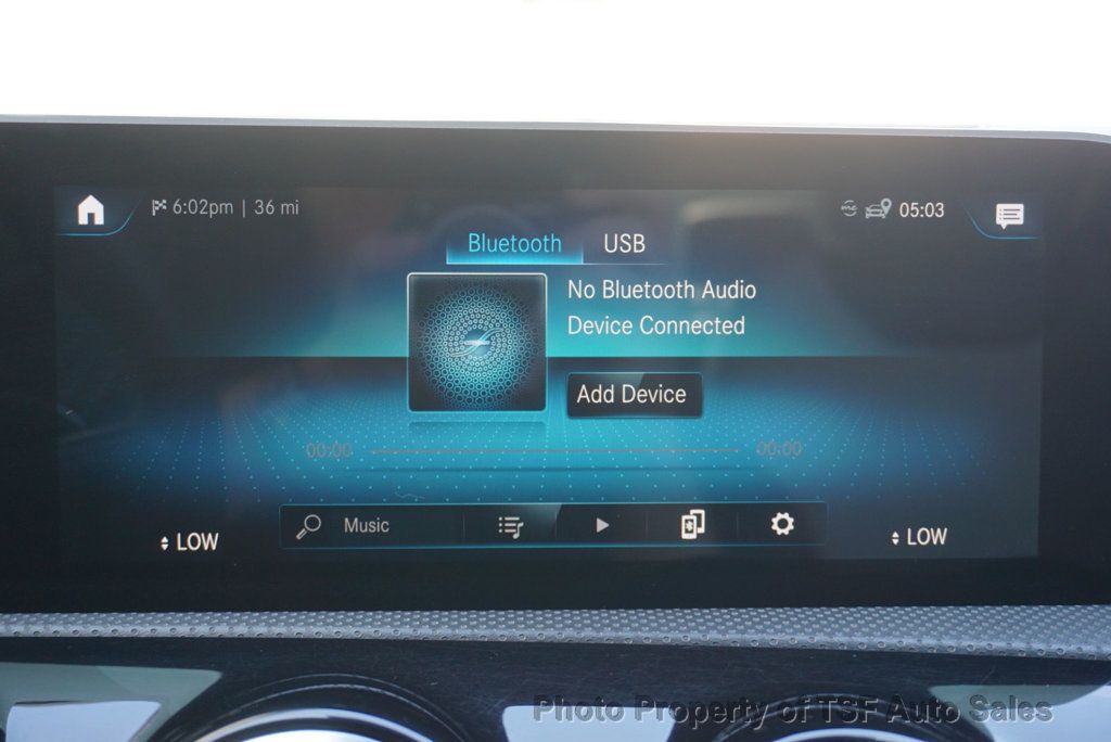 2020 Mercedes-Benz A-Class AMG A 35 4MATIC Sedan CARPLAY NAVI 360 CAMERAS PANO HEATED SEATS - 23058082 - 29