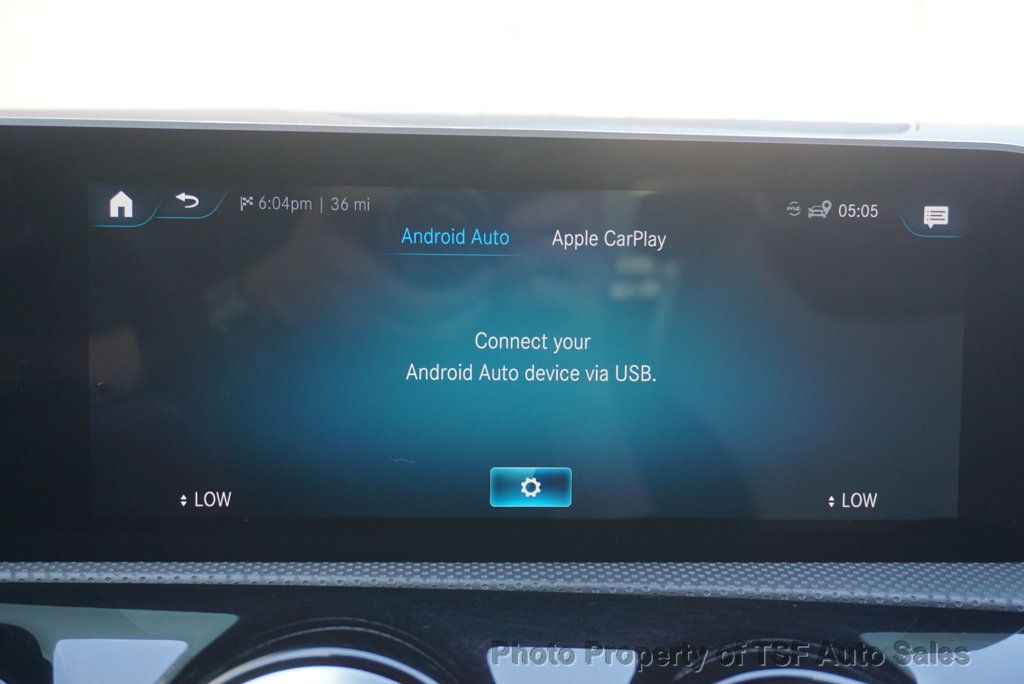 2020 Mercedes-Benz A-Class AMG A 35 4MATIC Sedan CARPLAY NAVI 360 CAMERAS PANO HEATED SEATS - 23058082 - 33