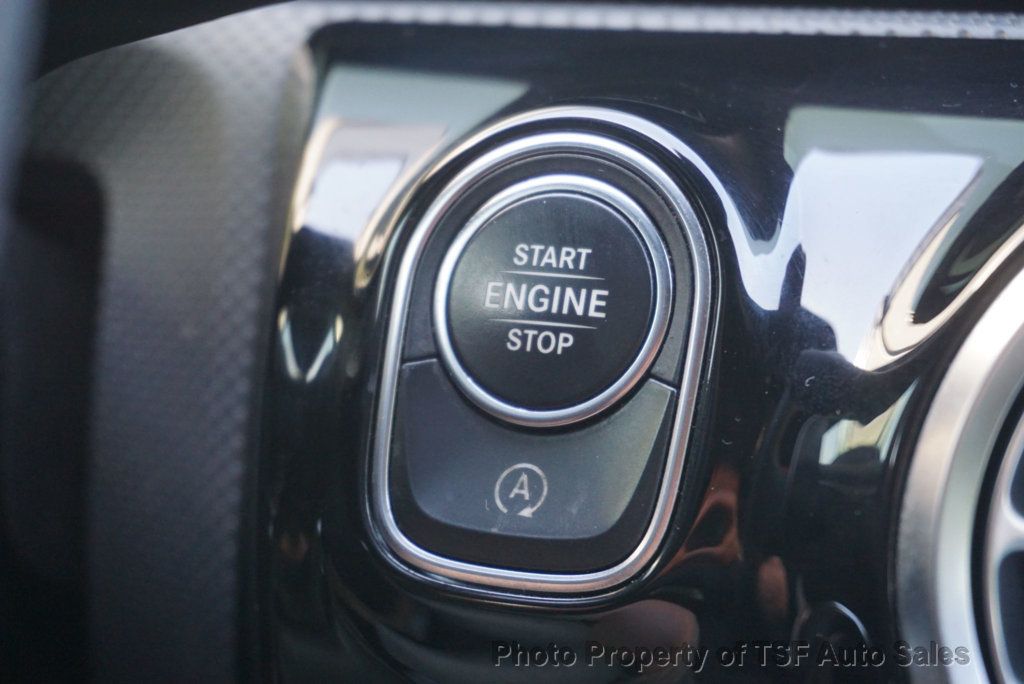 2020 Mercedes-Benz A-Class AMG A 35 4MATIC Sedan CARPLAY NAVI 360 CAMERAS PANO HEATED SEATS - 23058082 - 44