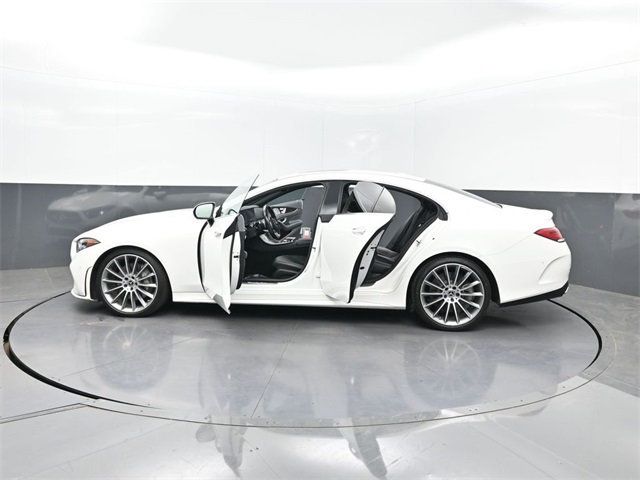 2020 Mercedes Benz CLS 450 photo 2