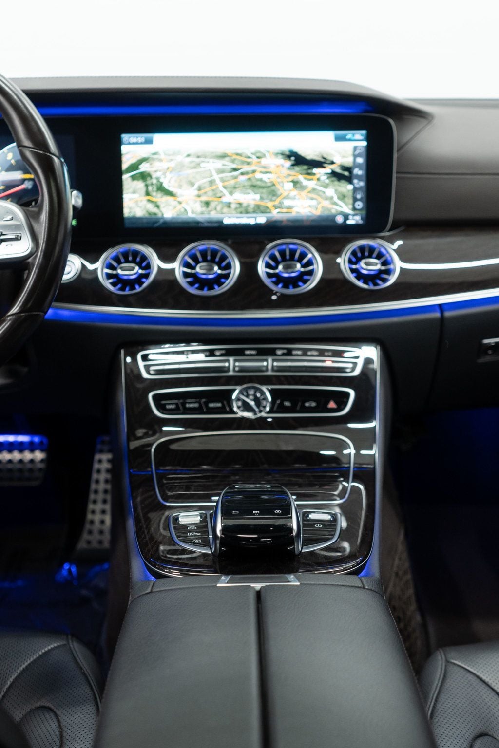 Mercedes-Benz CLS photo 23