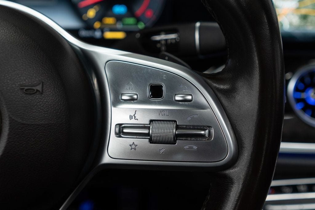 Mercedes-Benz CLS photo 25
