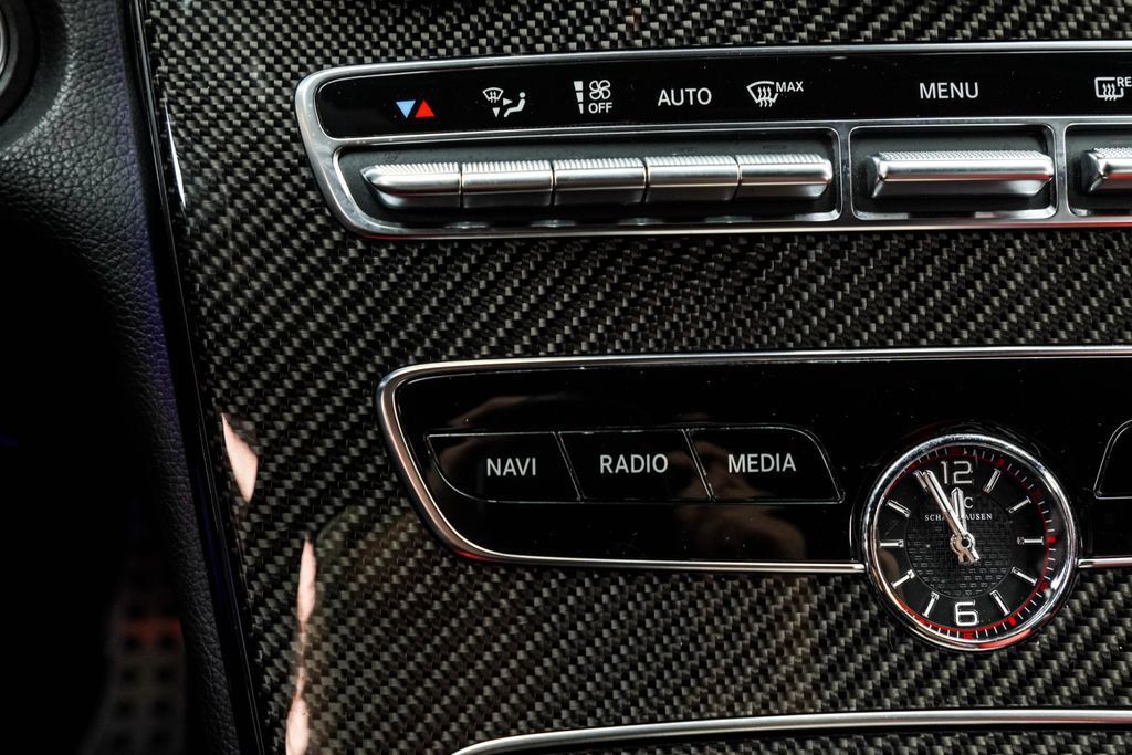 Mercedes-Benz C-Class photo 24