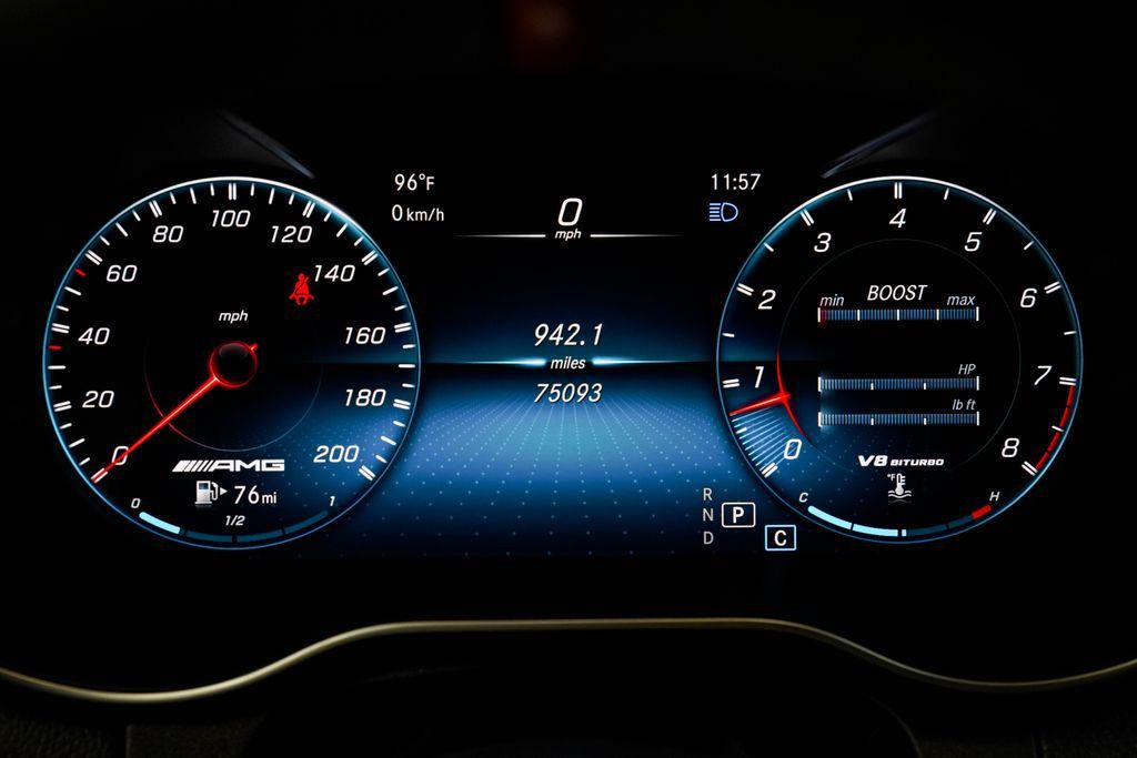 Mercedes-Benz C-Class photo 32