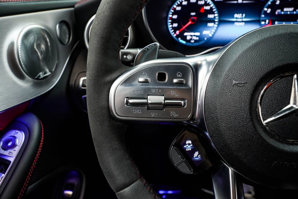 Mercedes-Benz C-Class photo 33