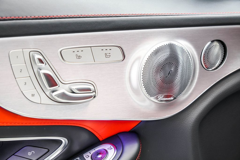 Mercedes-Benz C-Class photo 40