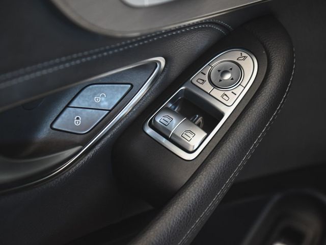 2020 Mercedes-Benz C-Class C 300 - 23050760 - 10