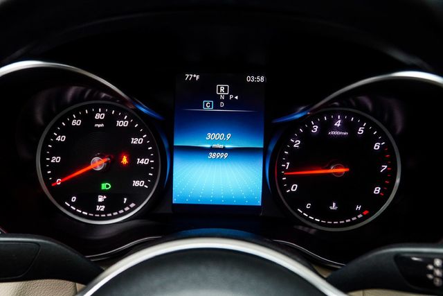 2020 Mercedes-Benz C-Class C 300 4MATIC Sedan - 23084601 - 32