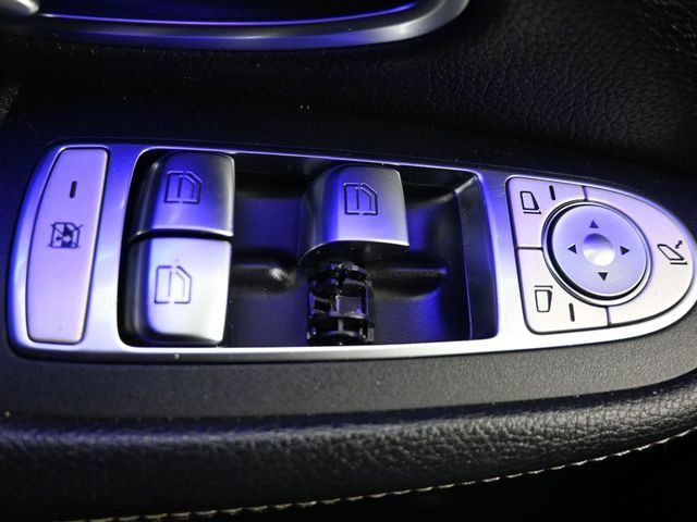 2020 Mercedes-Benz C-Class C 300 4MATIC Sedan - 22972123 - 29