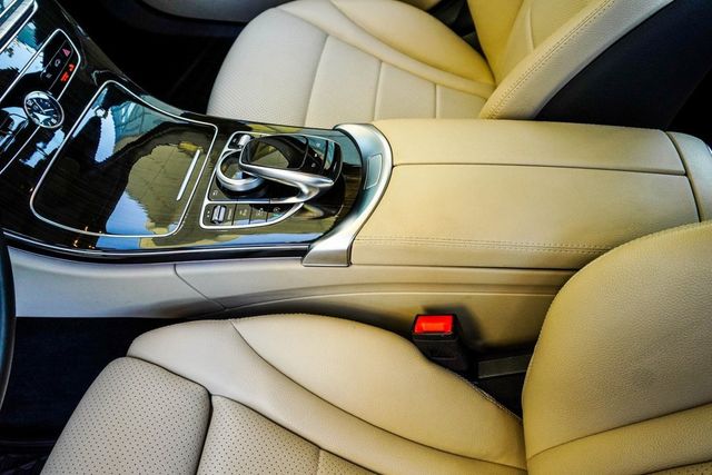 2020 Mercedes-Benz C-Class C 300 4MATIC Sedan - 22970336 - 19