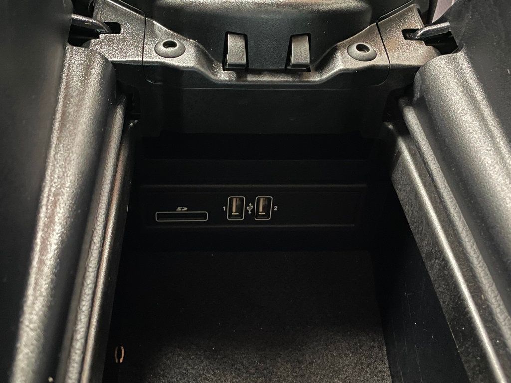 2020 Mercedes-Benz E-Class E 350 4MATIC Sedan - 22994666 - 36