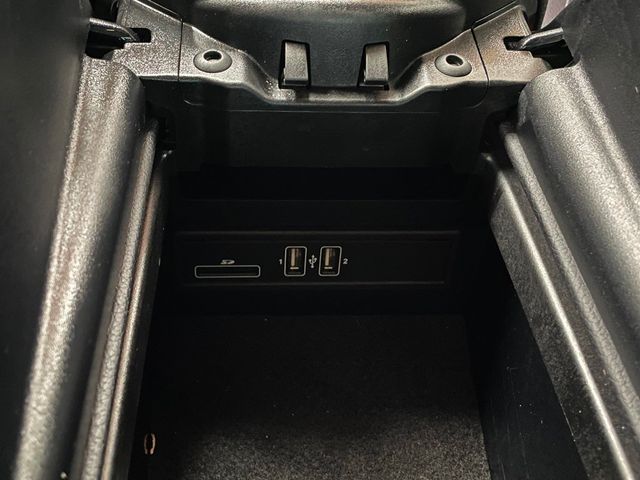 2020 Mercedes-Benz E-Class E 350 4MATIC Sedan - 22994666 - 36