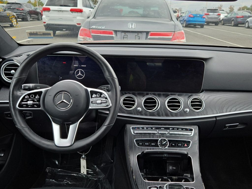 2020 Mercedes Benz E 350 4MATIC Sedan photo 3