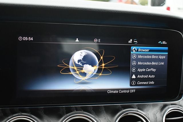 2020 Mercedes-Benz E-Class E 350 4MATIC Sedan - 22917995 - 35