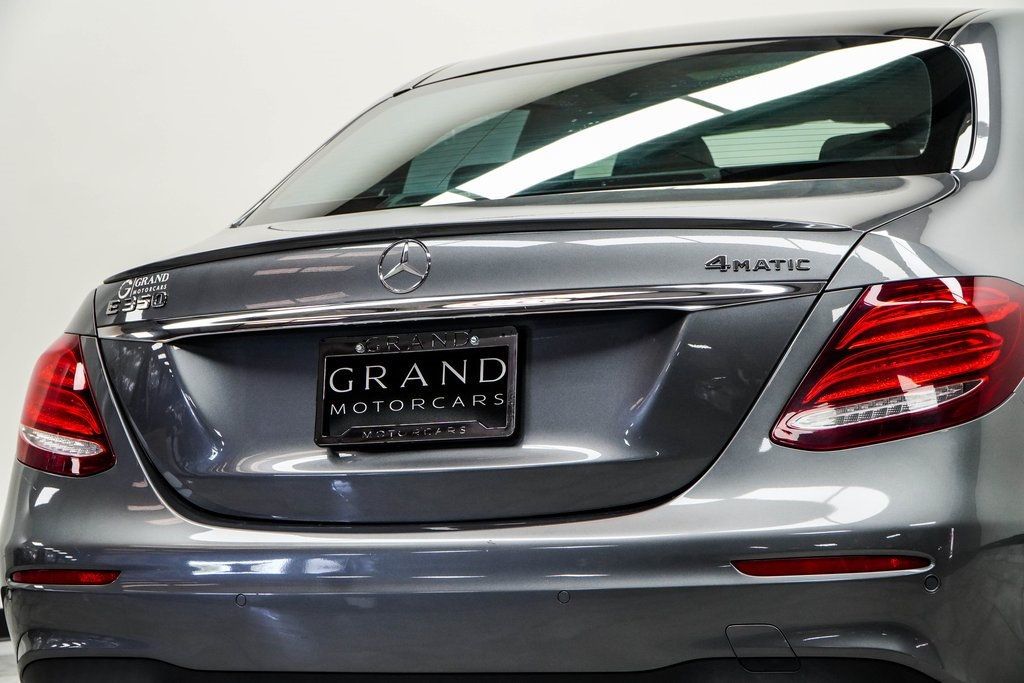 2020 Mercedes Benz E 350 4MATIC Sedan photo 12