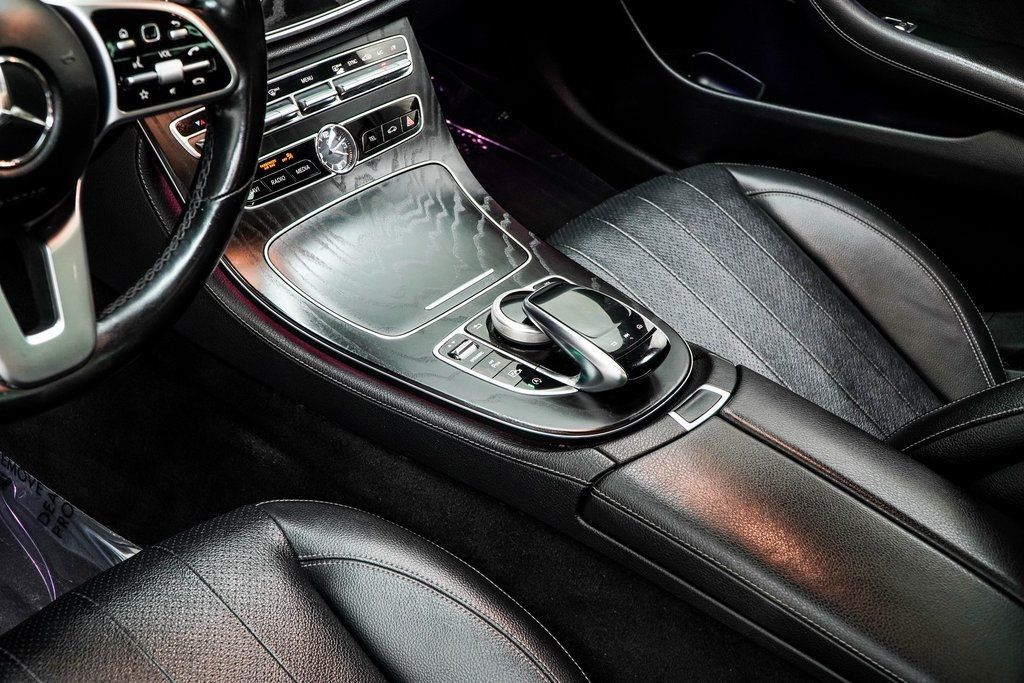 2020 Mercedes Benz E 350 4MATIC Sedan photo 15