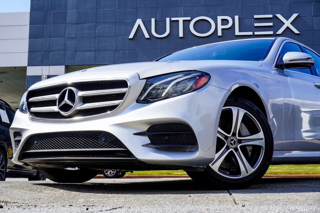 2020 Mercedes Benz E 350 4MATIC Sedan photo 2
