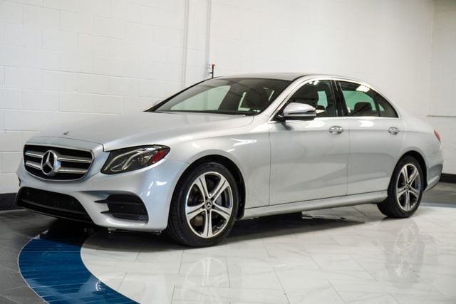 2020 Mercedes Benz E 350 4MATIC Sedan photo 2