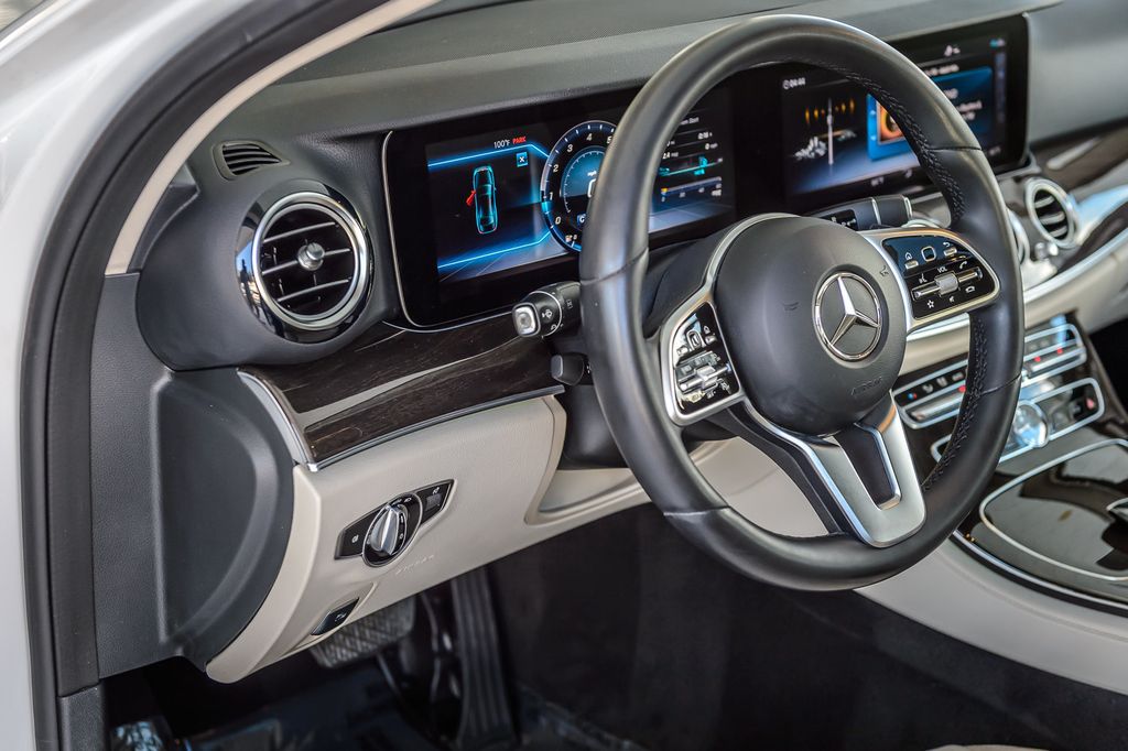 2020 Mercedes-Benz E-Class E 350 4MATIC Sedan - 23078923 - 25