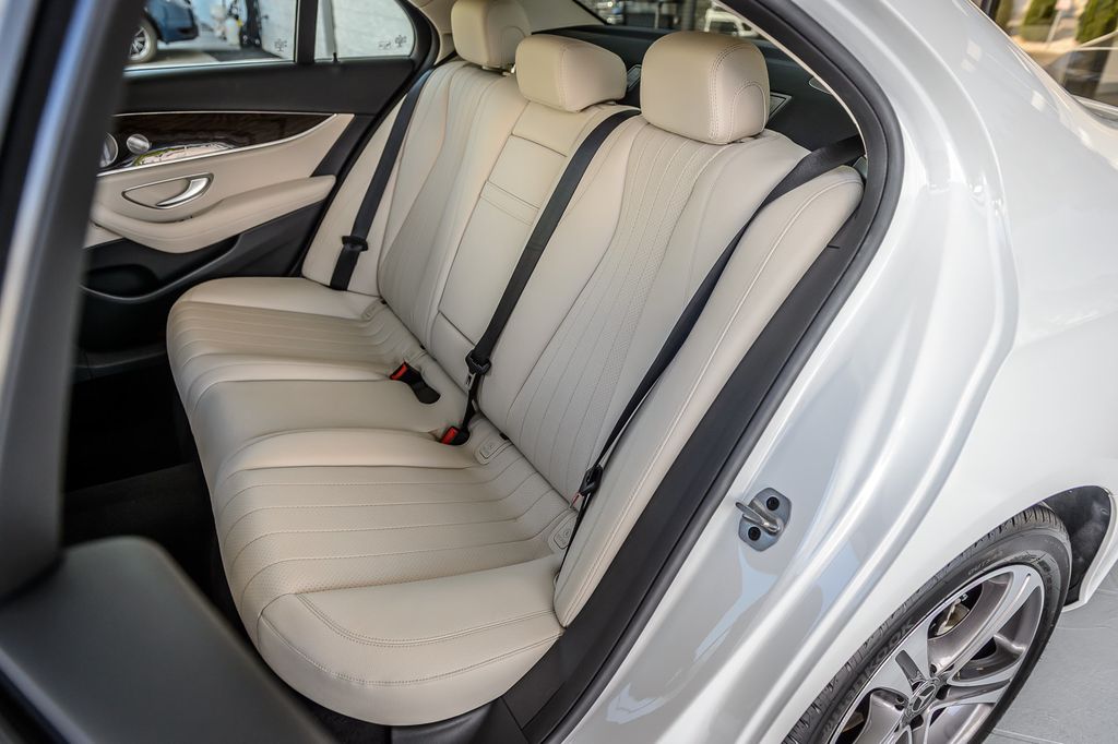 2020 Mercedes-Benz E-Class E 350 4MATIC Sedan - 23078923 - 42