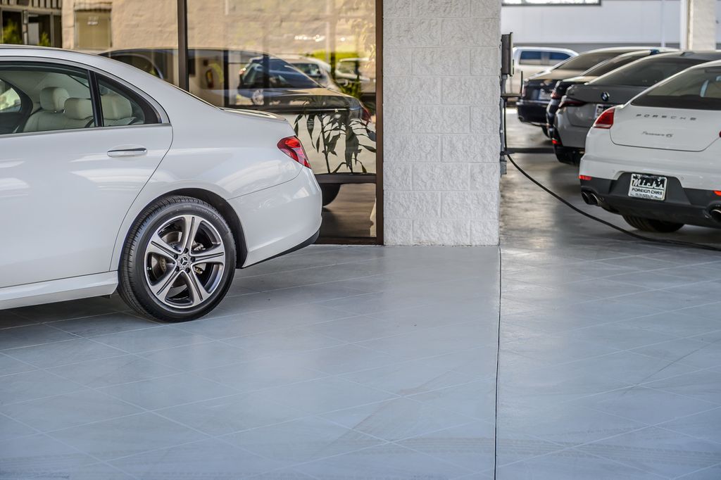 2020 Mercedes-Benz E-Class E 350 4MATIC Sedan - 23078923 - 56