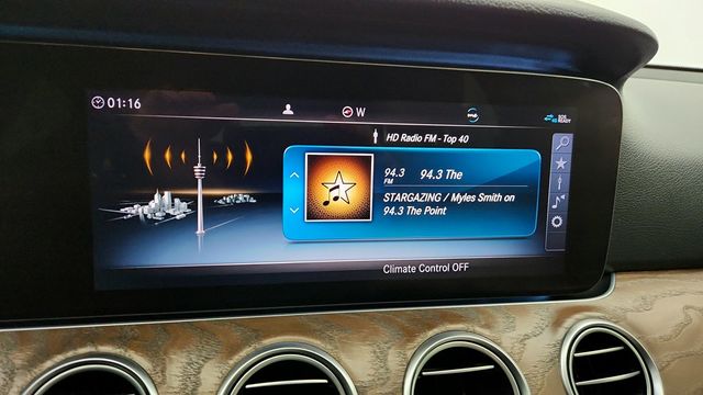 2020 Mercedes-Benz E-Class E 350 4MATIC Sedan with Parking Assistance & Premium Packages - 22950792 - 17