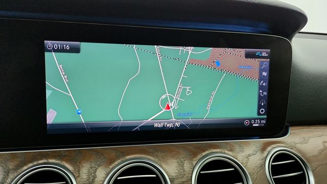 2020 Mercedes-Benz E-Class E 350 4MATIC Sedan with Parking Assistance & Premium Packages - 22950792 - 19