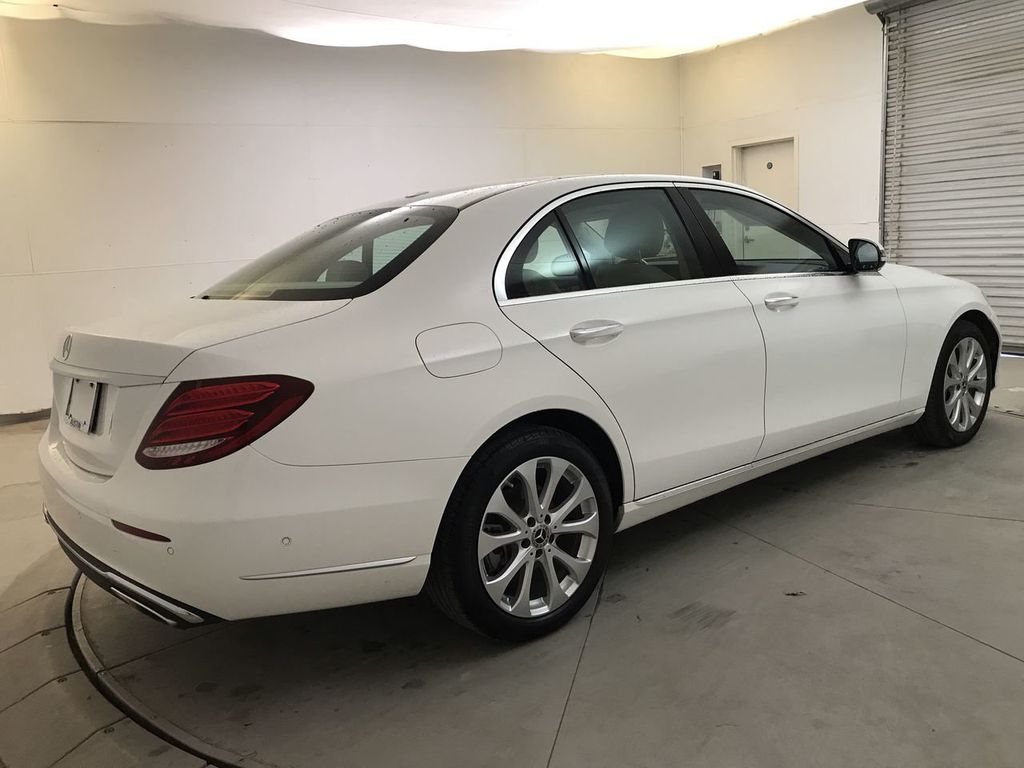 Used Mercedes Benz E Class E 350 Rwd Sedan At Mini Of Austin Serving Austin Waco Tx Iid