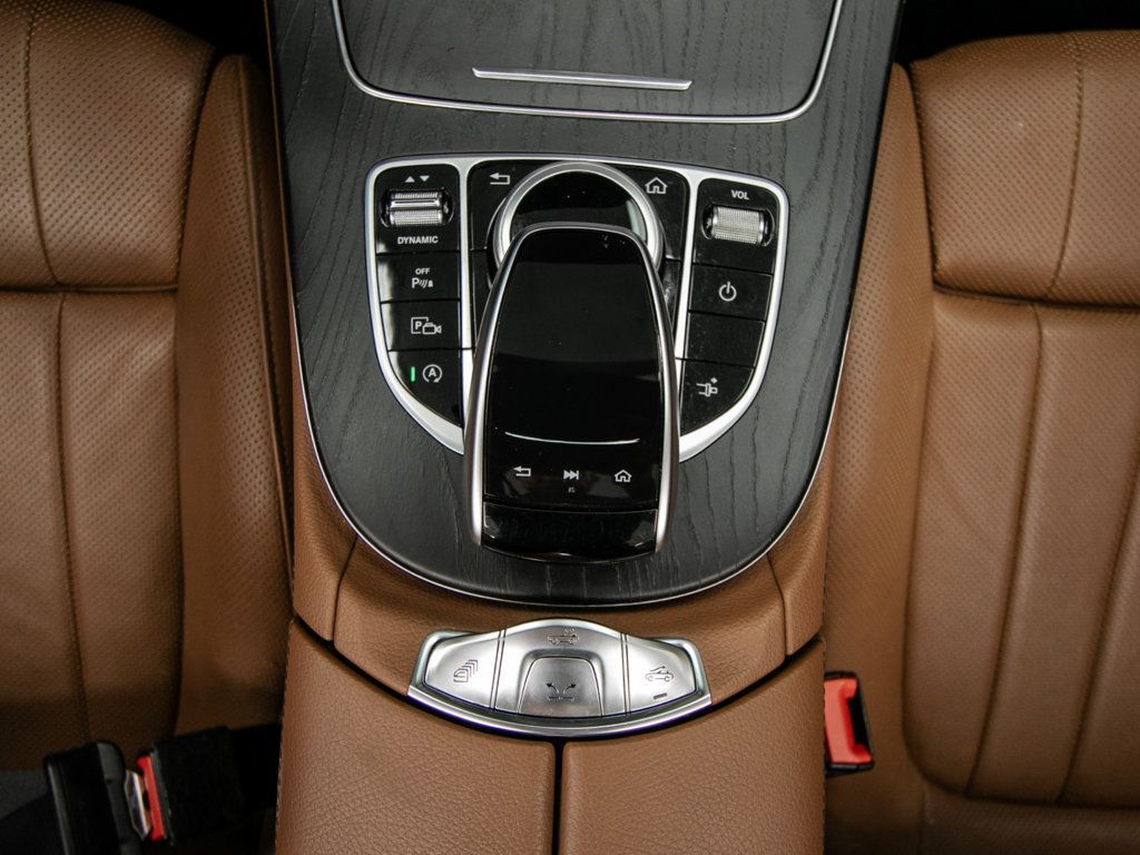 Mercedes-Benz E 450 photo 23