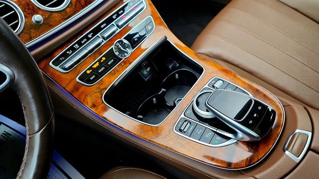 2020 Mercedes-Benz E-Class E 450 4MATIC Wagon w/ Premium & Parking Assist Pkgs & Pano Roof - 23007758 - 15