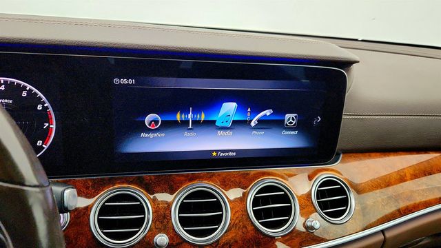 2020 Mercedes-Benz E-Class E 450 4MATIC Wagon w/ Premium & Parking Assist Pkgs & Pano Roof - 23007758 - 17