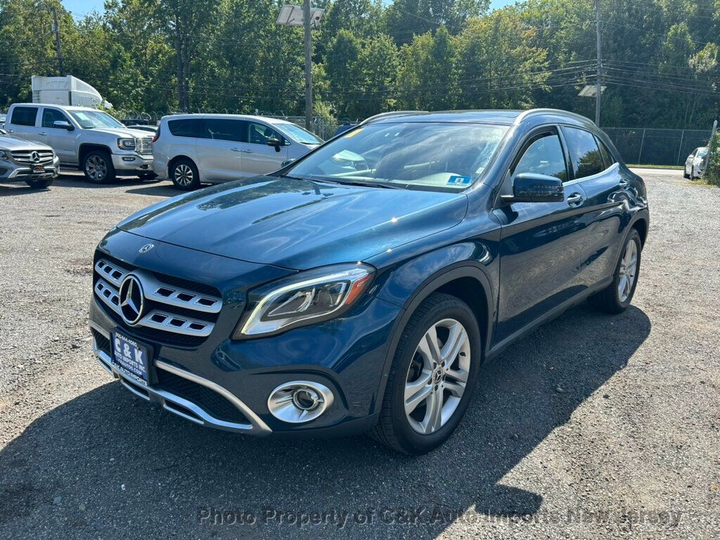 2020 Mercedes Benz GLA 250 4MATIC photo 2