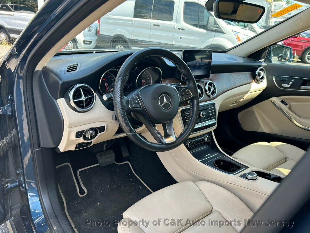 2020 Mercedes Benz GLA 250 4MATIC photo 21