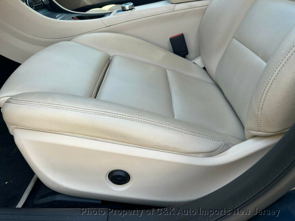 2020 Mercedes Benz GLA 250 4MATIC photo 23